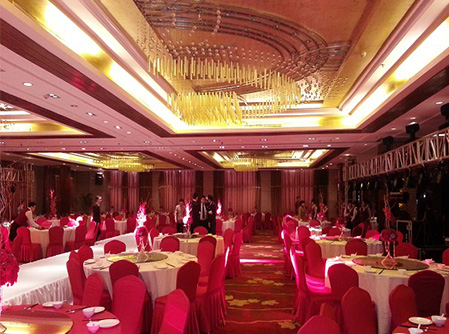 2013秋季長(cháng)江大酒店